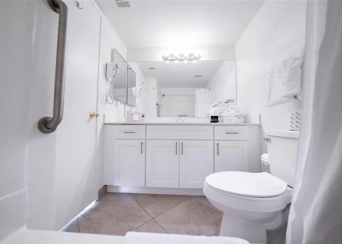 118 Fully Furnished 1br Suite-outdoor Pool *
